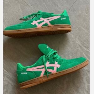 ★NEW with box Asics Skyhand OG Sneakers Women's US9★